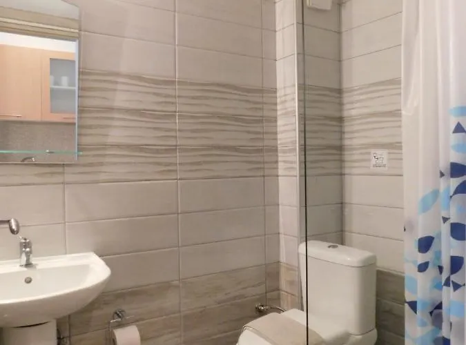 Anna House 4 3* Sarti